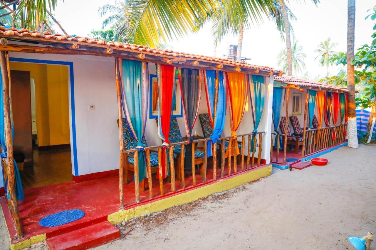 Goym Resort 阿姆波尔 外观 照片