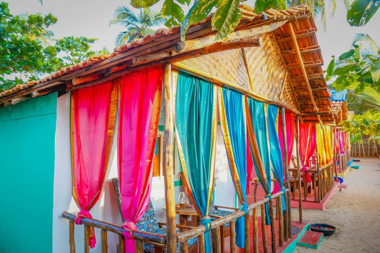 Goym Resort 阿姆波尔 外观 照片